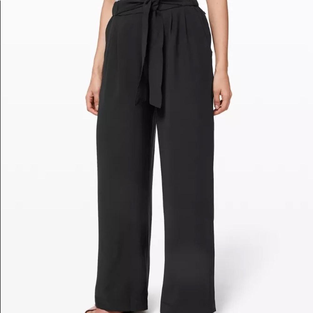 Lululemon Noir Wide Leg Pant